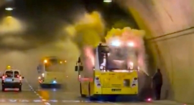 Tünelde Yangın Faciası! İETT Otobüsü Yandı