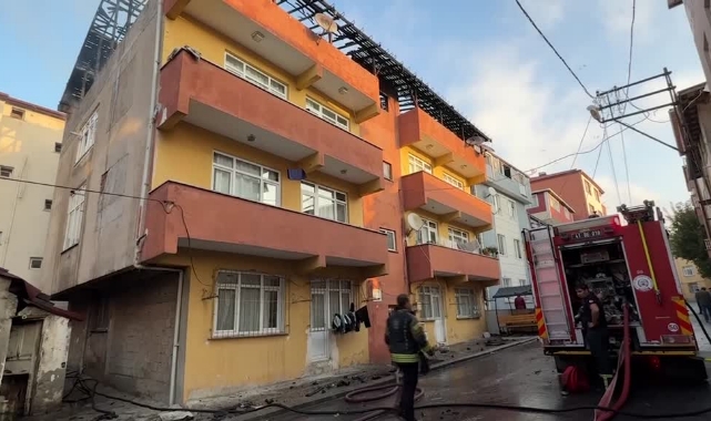 Yangına Müdahale Ederken Yüzünü Yaktı