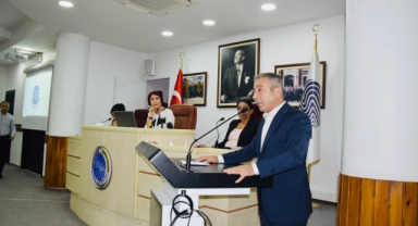 ‘Yaşamak Mı Konser Mi?’