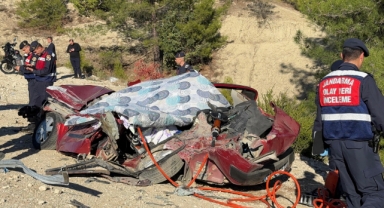 Zincirleme Trafik Kazası:2 Ölü,6 Yaralı