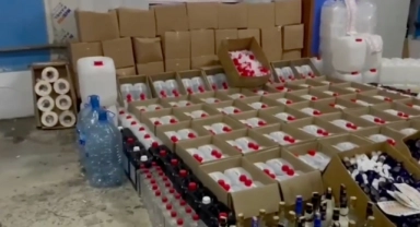 28 Bin 400 Litre Sahte Alkol Ele Geçirildi