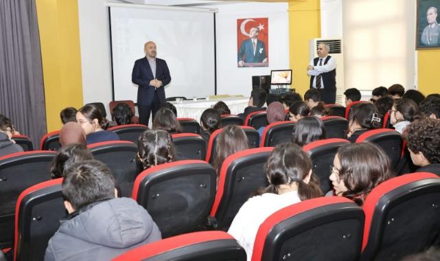 Adana İl Sağlık Müdürü Dr.Nacar, Mezun Olduğu Liseyi Ziyaret Etti