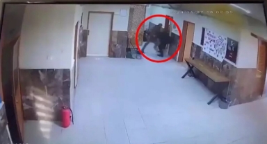 Ağabeyi 2 Meslektaşını Darbeden Öğretmen Açığa Alındı