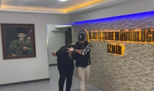 Alacağını Tahsil Edemeyince Otomobilini Kurşunladı