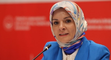 Bakan Göktaş'tan Sert Uyarı:''Kendi Evladınız Gibi Sahip Çıkın!''