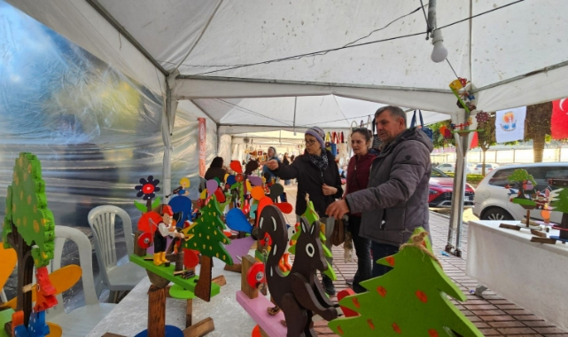 ​​​​​​​Büyükşehir Belediyesi Kadın Emeği Pazarı Kuruldu