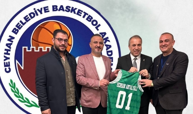 Ceyhan Basketbol Akademisi Yönetimi TBF Genel Sekreteri Antalyalı İle Buluştu