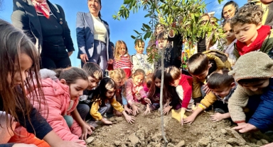 Çocuk Hakları Koruluğu Açıldı,Fidanlar Dikildi