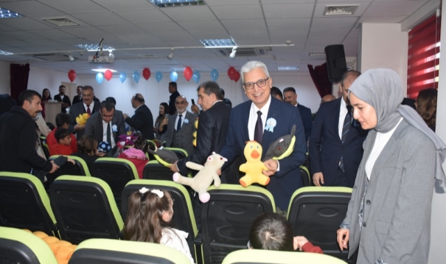 Hakim Ve Savcılar, Özel Eğitim Öğrencilerini Sevindirdi