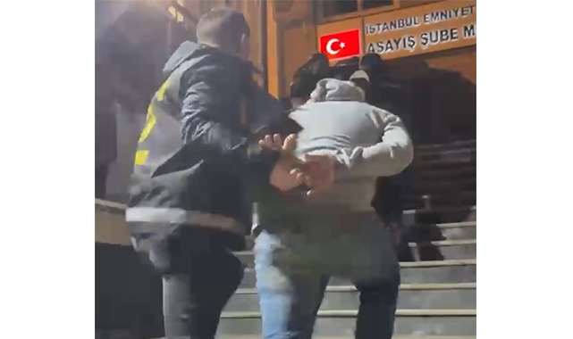 Hırsızlar Suçüstü Yakalandı