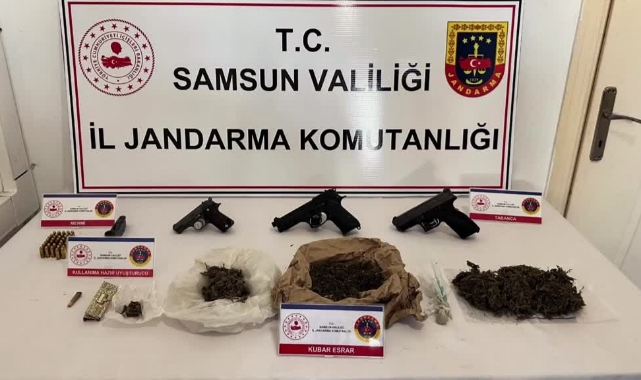 Kanepeye Zulalanmış Uyuşturucu Ele Geçirildi