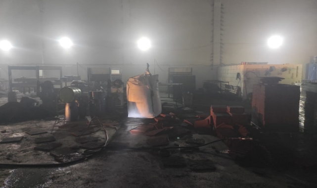 Kauçuk Fabrikasında Yangın