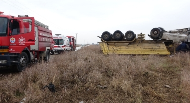 Kontrolden Çıktı, Tarlaya Devrildi