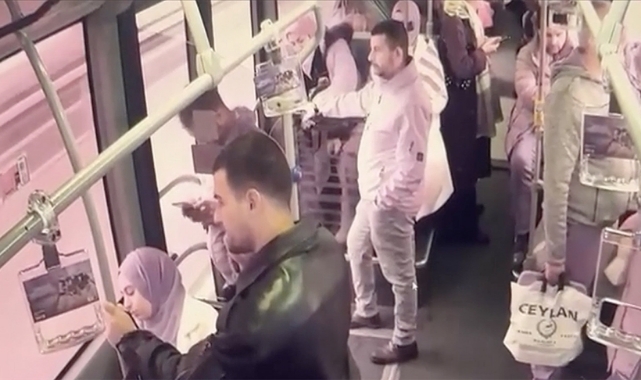 Rögar Kapağı Kapıyı Kırdı, Yolcu Yola Düştü