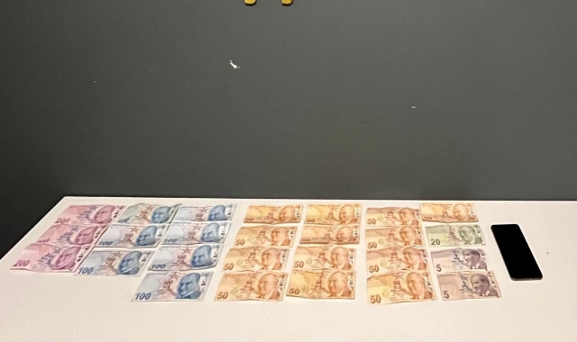 Sahte Başkomiser Suçüstü Yakalandı