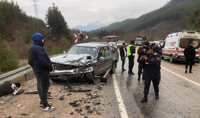 Şehit Cenazesine Giderken Kaza Yaptılar