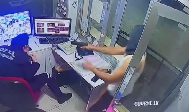 Sitede Silahlı Dehşet!