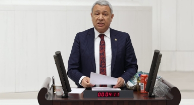 Sümer,Ekonomi Politikalarını Eleştirdi:''Kriz Nefes Aldırmıyor!''