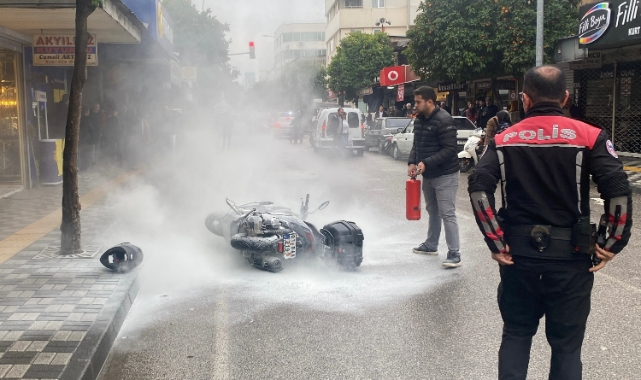 Sürekli Arızalanan Motosikletini Yaktı