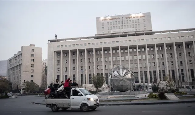 Suriye'deki 61 Yıllık Baas Rejimi Çöktü