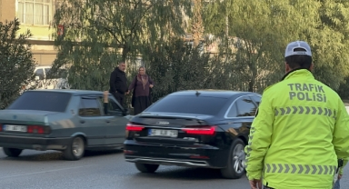 Üst Geçidi Kullanmayan Yayalara Ceza Yağdı