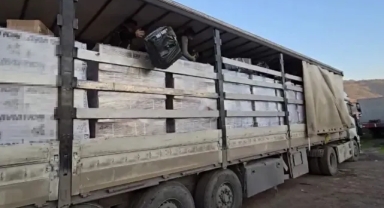 2 Tırda 44 Bin 230 Paket Kaçak Sigara Ele Geçirildi