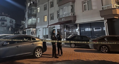 4 Kişilik Aile Evde Ölü Bulundu