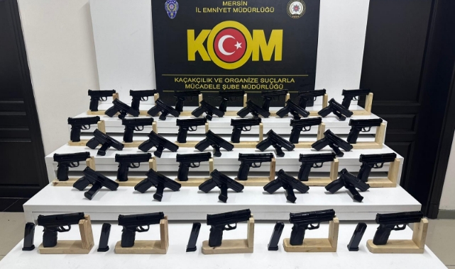 40 Ruhsatsız Tabanca Ele Geçirildi