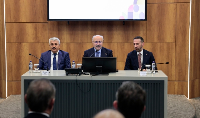 Adana Portakal Çiçeği Karnavalı Değerlendirme Toplantısı Yapıldı
