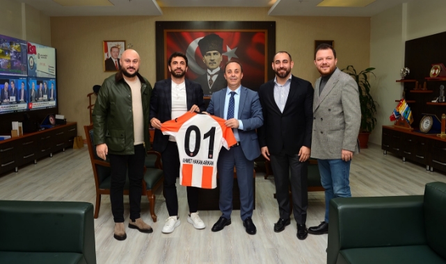 Adanaspor Yönetimi Emniyet Müdürü Arıkan’ı Ziyaret Etti