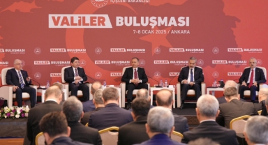 Bakan Yerlikaya 81 İl Valisi İle Buluştu