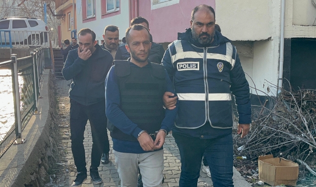 Çaldığı Altınları Satarken Yakalandı