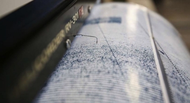 Çin'de Deprem! 95 Kişi Hayatını Kaybetti