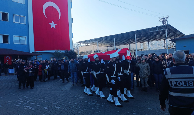 Evinde Kalp Krizi Geçirip Öldü