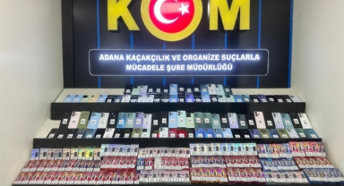 Gizli Bölmede Kaçak Cep Telefonları Ele Geçirildi