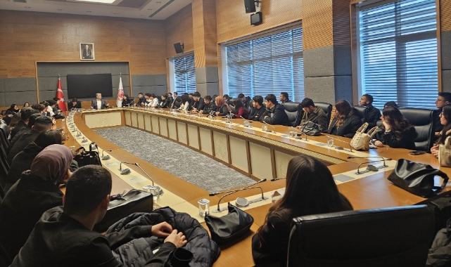 Kısacık Çukurova Üniversitesi Öğrencilerini TBMM’de Misafir Etti