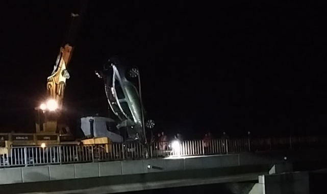 Otomobil Baraj Gölüne Düştü, Sürücü Öldü