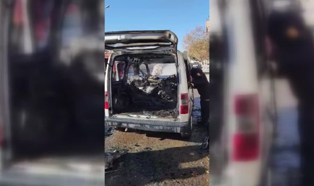 Seyir Halindeyken Alev Aldı