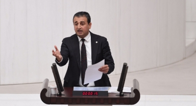 Bulut,Demirören Grubu’nun Borcunu Sordu:''CHP'li Belediyeleri Silkeleyin Diyenler Nerede?''