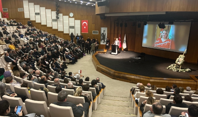 ÇÜ'de Meral Delen Anıldı