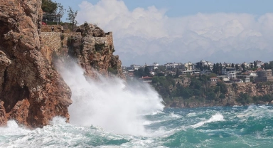 Meteorolojiden Akdeniz İçin Fırtına Uyarısı