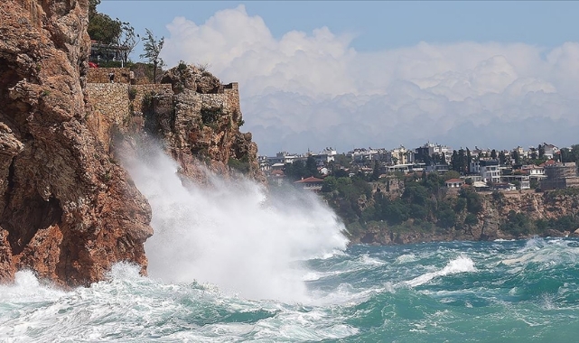Meteorolojiden Akdeniz İçin Fırtına Uyarısı