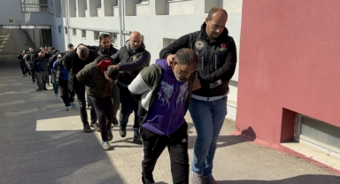 Uyuşturucu Tacirlerine Darbe:35 Gözaltı