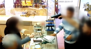 2 Genç Kuyumcuyu Soymaya Kalktı!