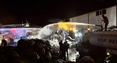 Geri Dönüşüm Fabrikasında Yangın