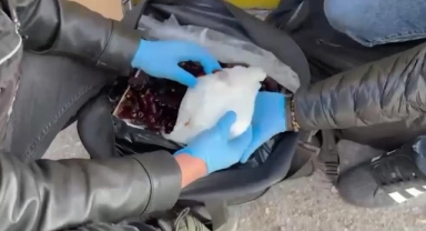 Hurma Kutusundan Uyuşturucu Çıktı