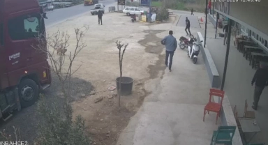 İki Otomobil Çarpıştı:5 Yaralı