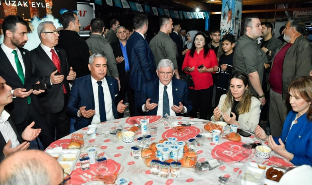 İYİ Parti Adana İl Başkanlığı 3500 Kişiyle İftar Açtı