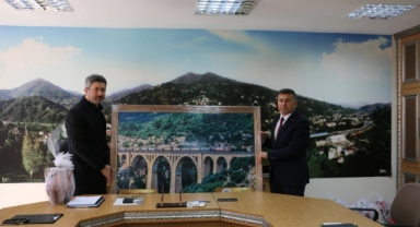 Karaisalı ve Güneysu Kardeş Şehir Oldu