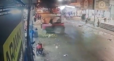 Kontrolden Çıktı, İş Yerine Daldı